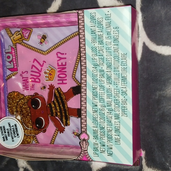 L.O.L SURPRISE BUNDLE - Picture 5 of 7